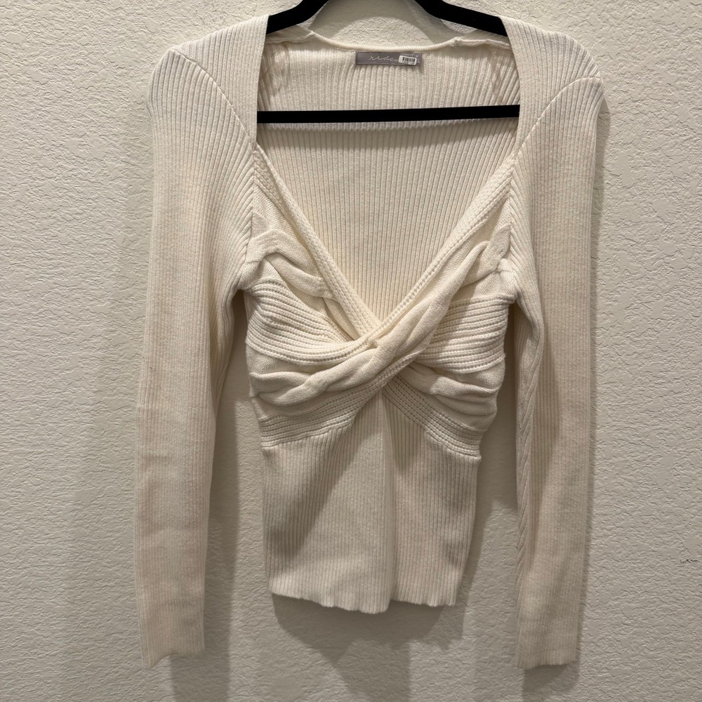 Red by BKE Cream Ribbed Twist Front Sweetheart Neck Long Sleeve Knit Top Medium